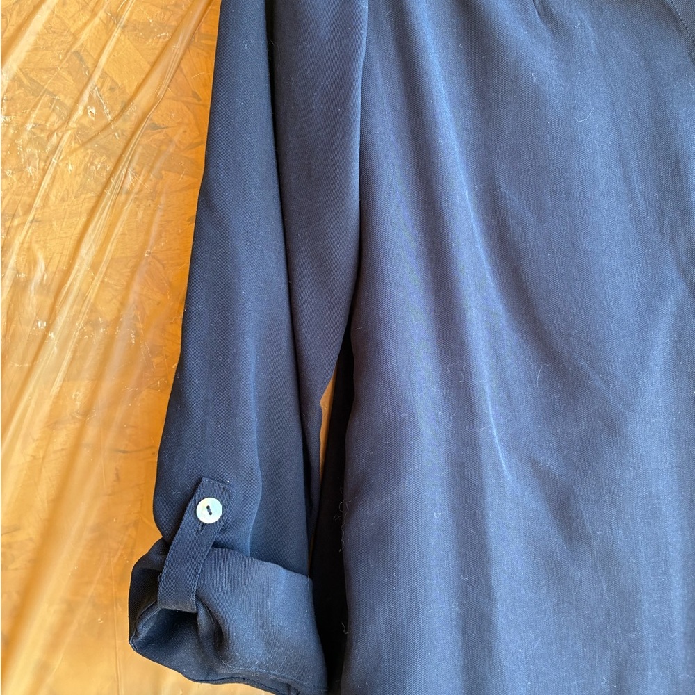 Soft Surroundings Black Tencel V-Neck Tunic in Black 
Size X-Small - Picture 4 of 9